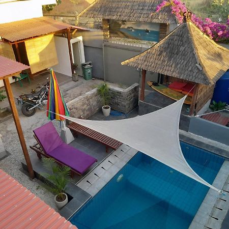 프라야 Wave House Gerupuk South Lombok B&B 외부 사진