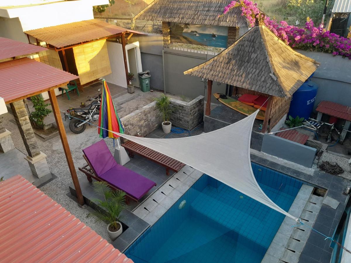 프라야 Wave House Gerupuk South Lombok B&B 외부 사진